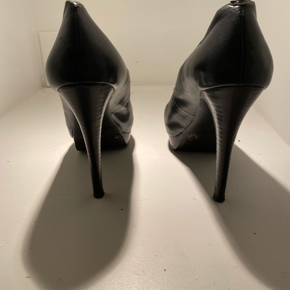 Bcbgeneration Pumps - image 3